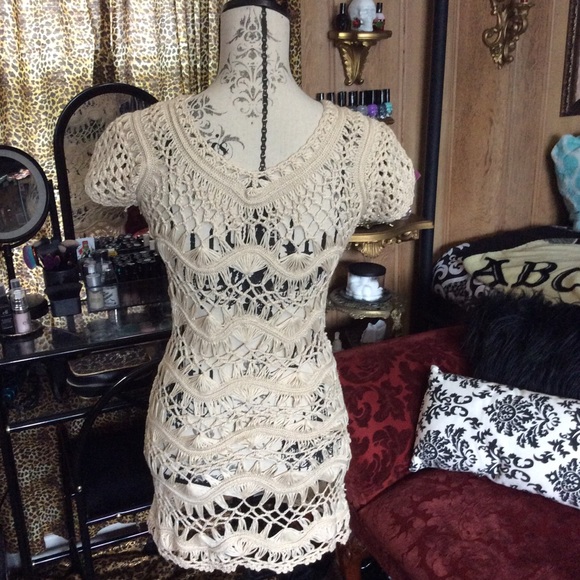 Crocheted Tunic - Picture 2 of 3